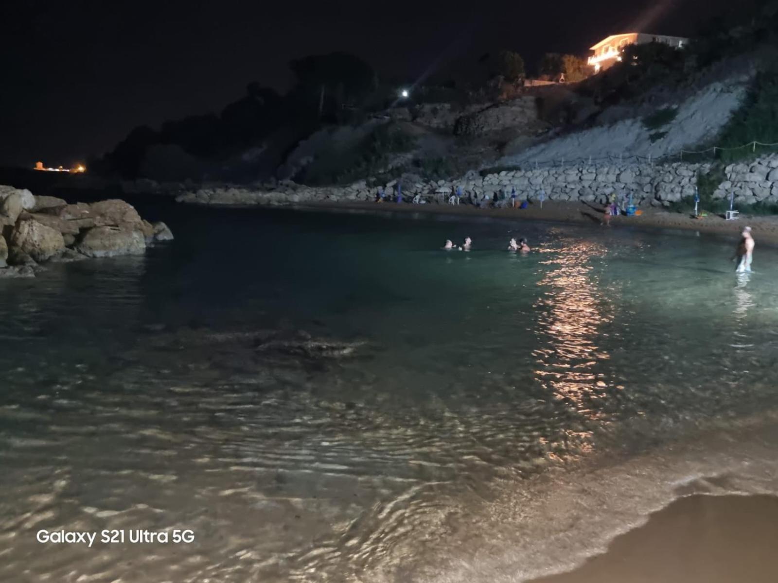 Casa Vacanze Capo Rizzuto 3 Ovile la Marinella Экстерьер фото